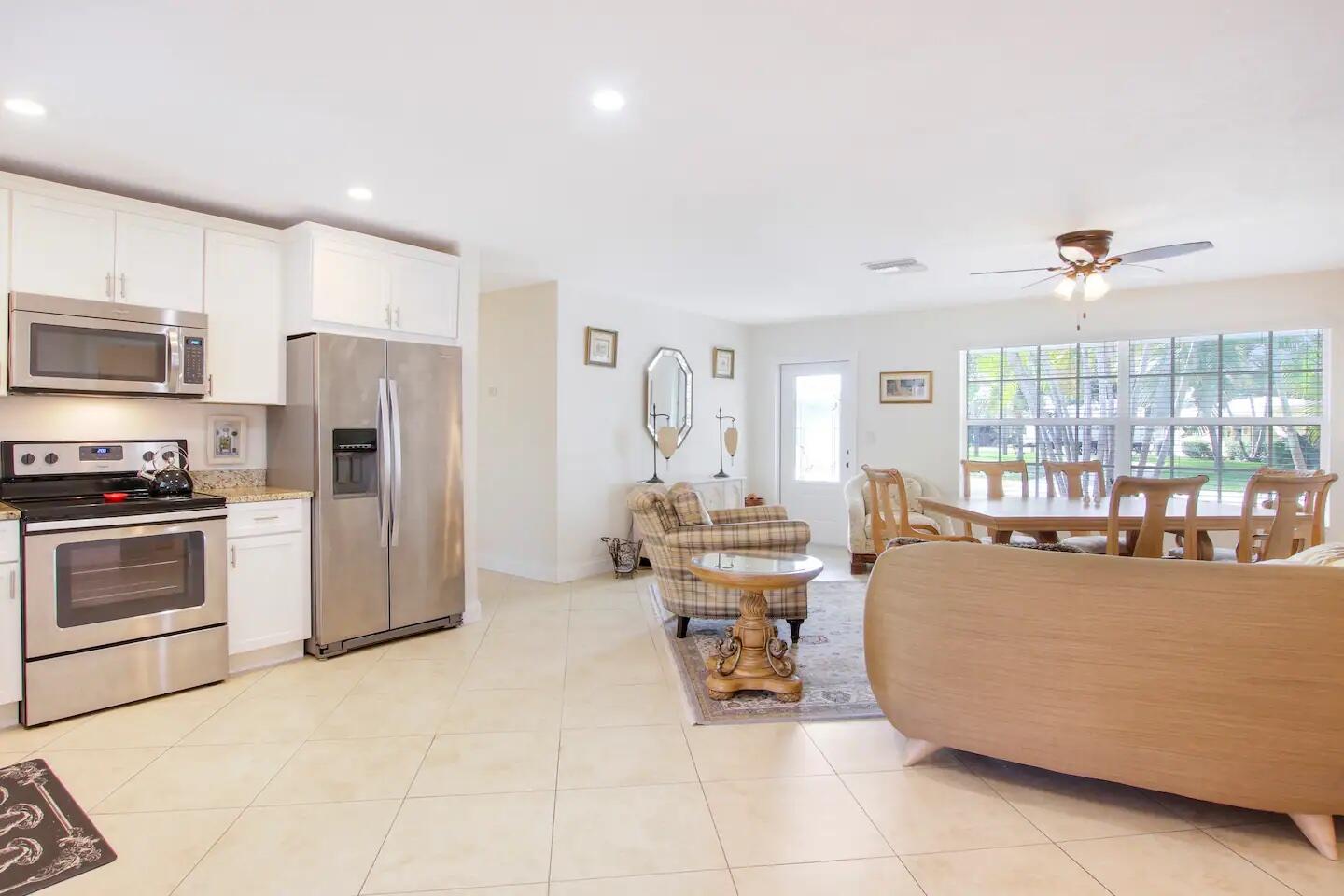 19185 SE Homewood Avenue