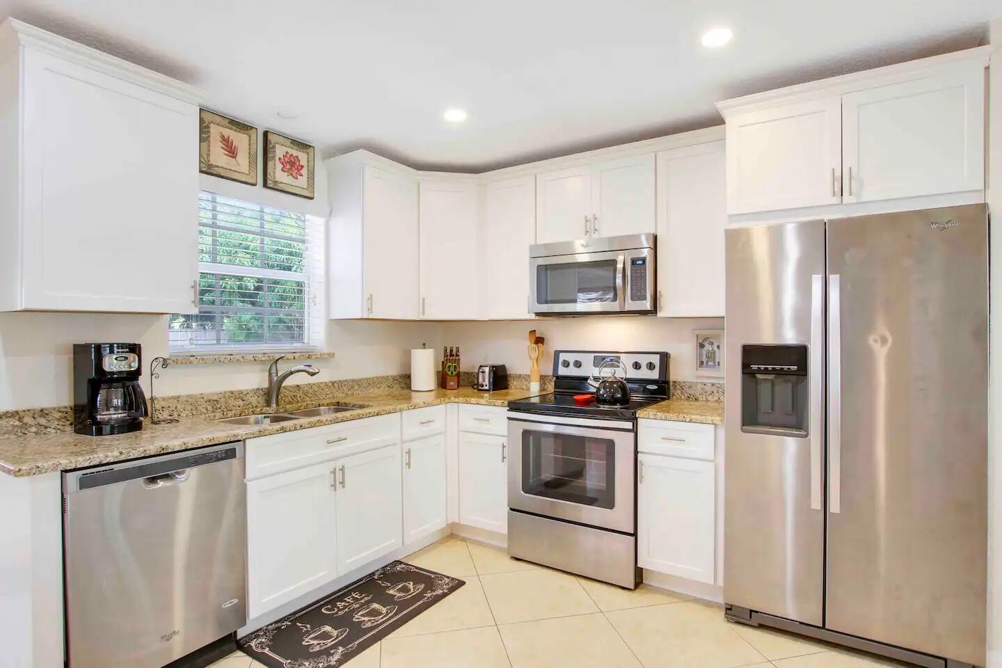 19185 SE Homewood Avenue