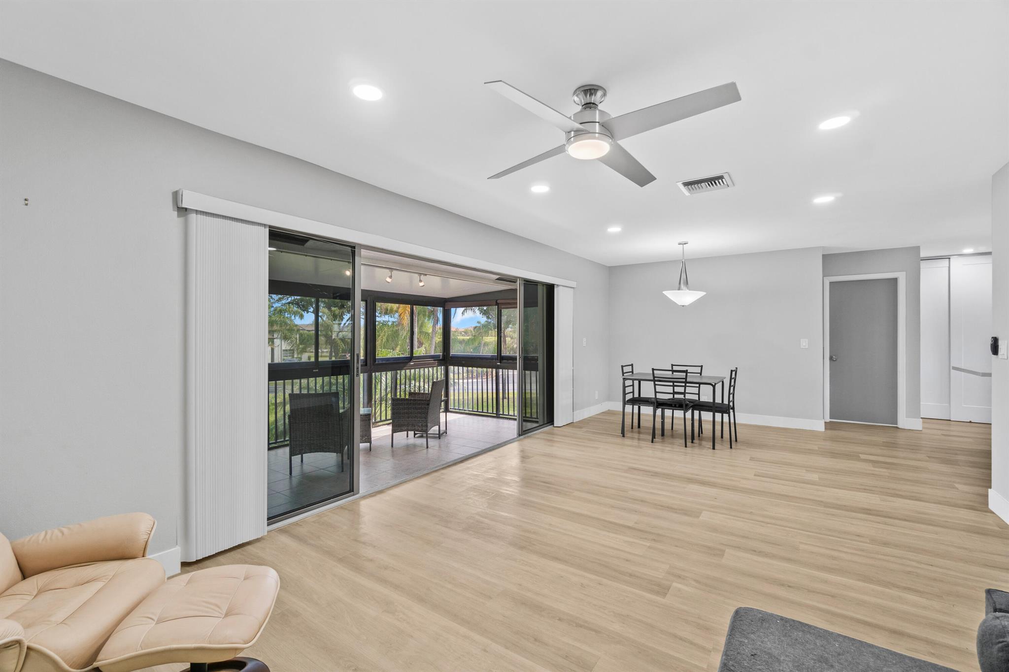 13937 Royal Palm Court B