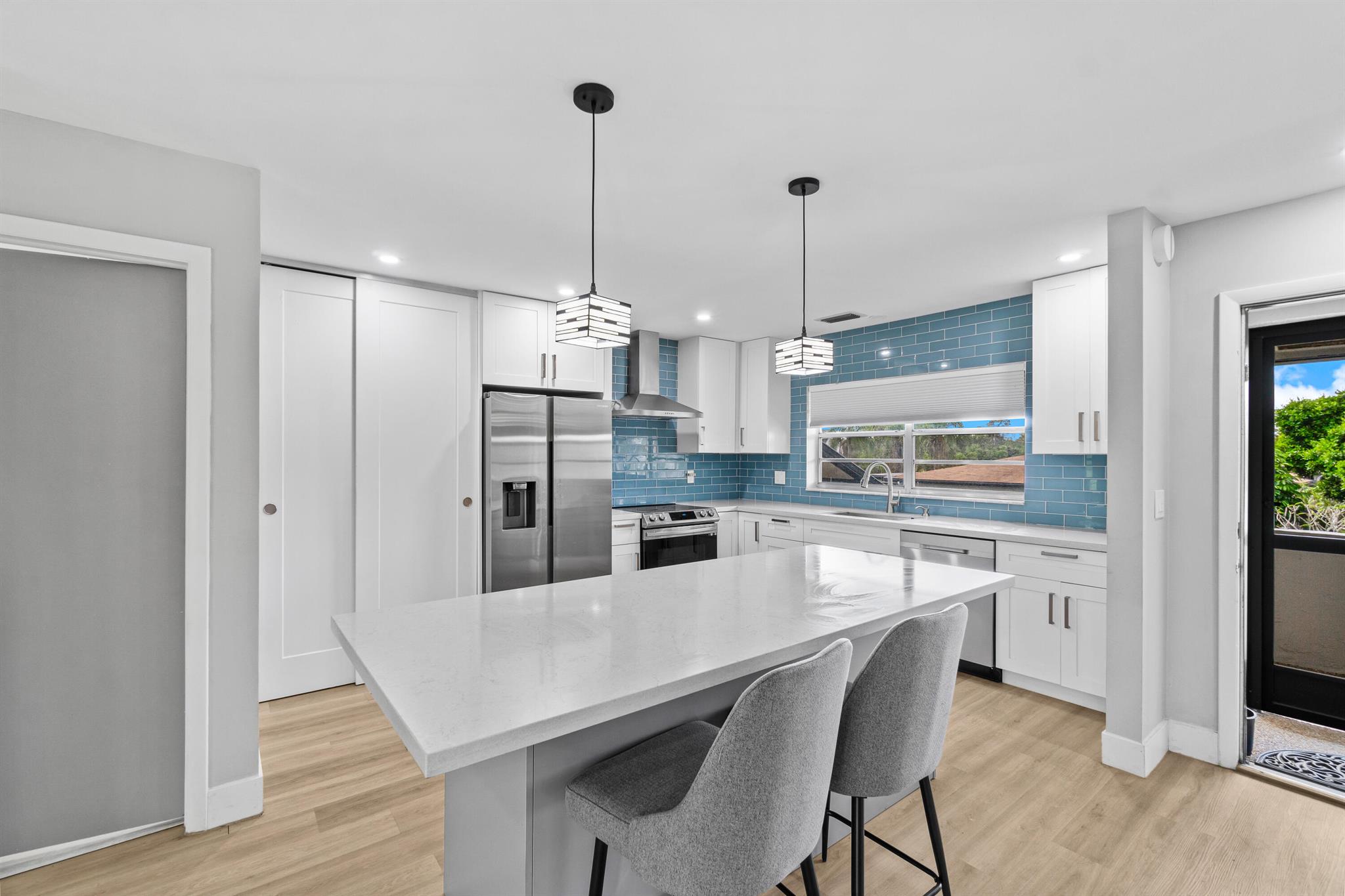 13937 Royal Palm Court B