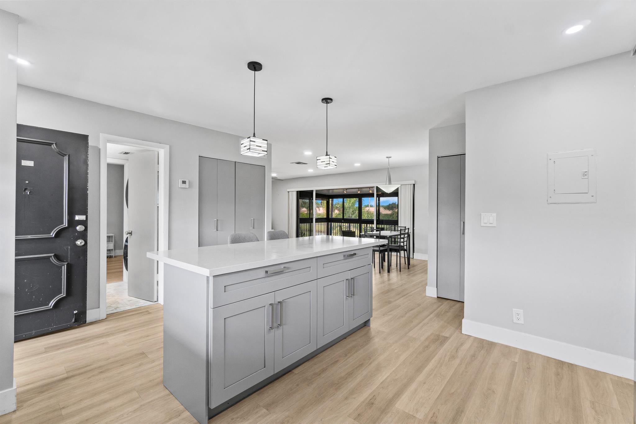 13937 Royal Palm Court B