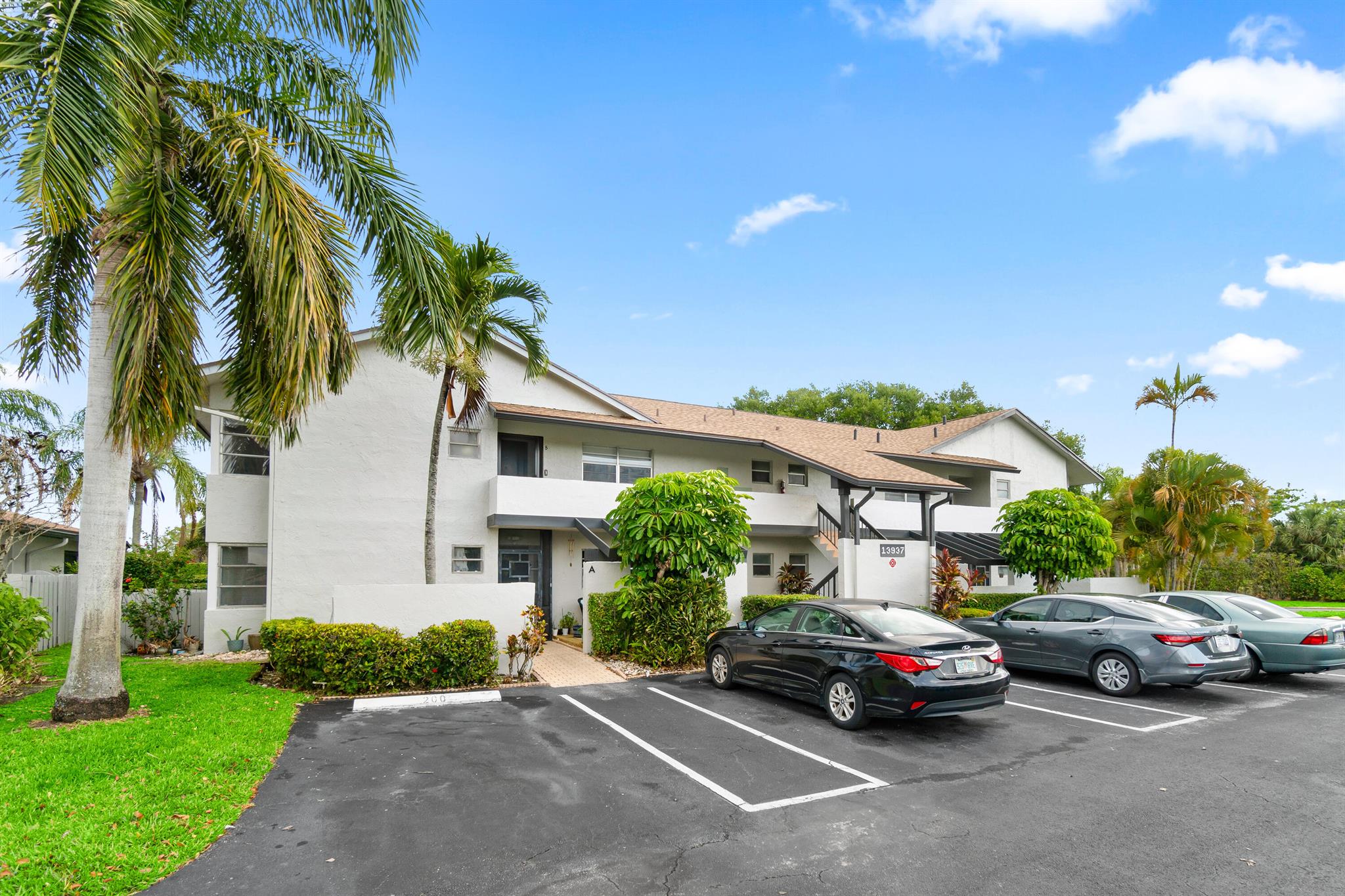 13937 Royal Palm Court B