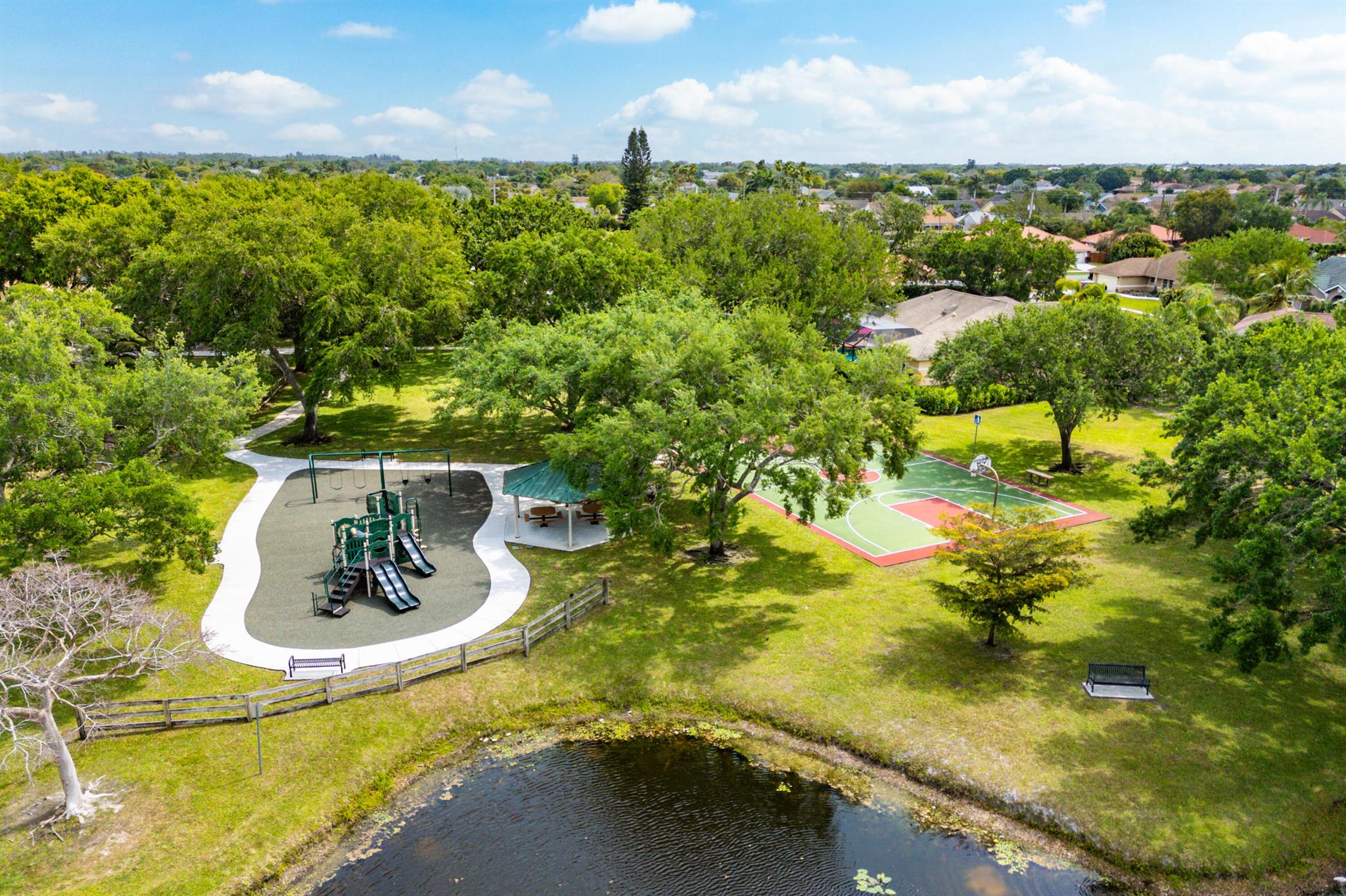 1607 Farmington Avenue