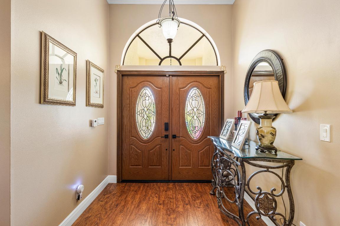 1607 Farmington Avenue