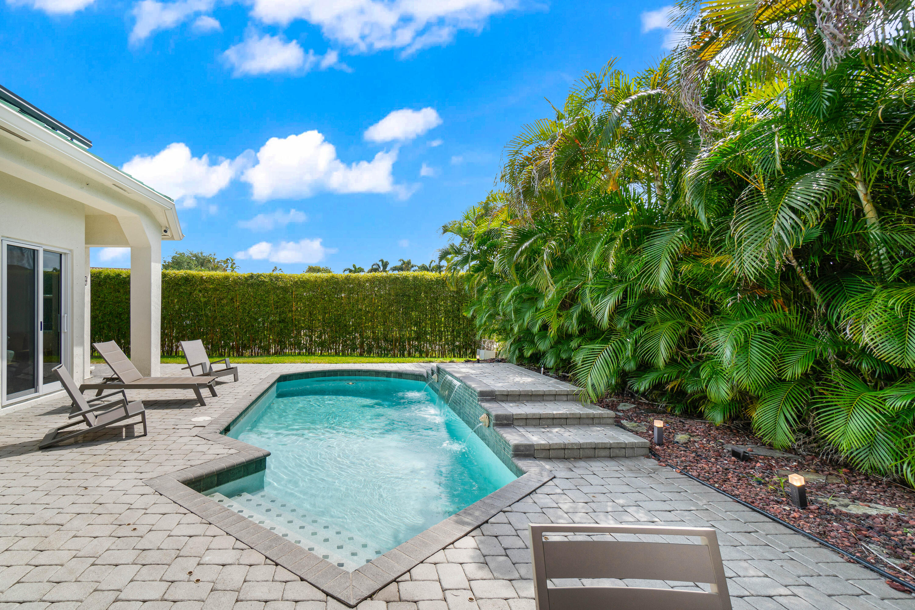 1540 SW 4th Circle