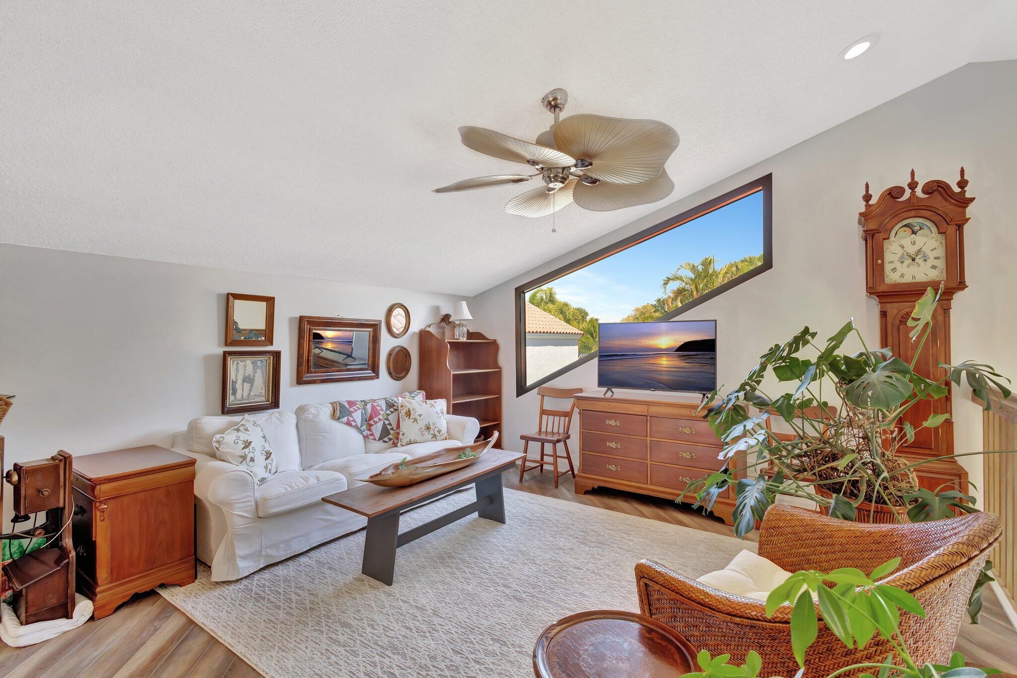 13120 Cristal D Arques Drive