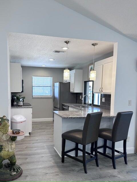 1127 E Seminole Avenue 29a