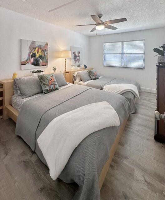 1127 E Seminole Avenue 29a