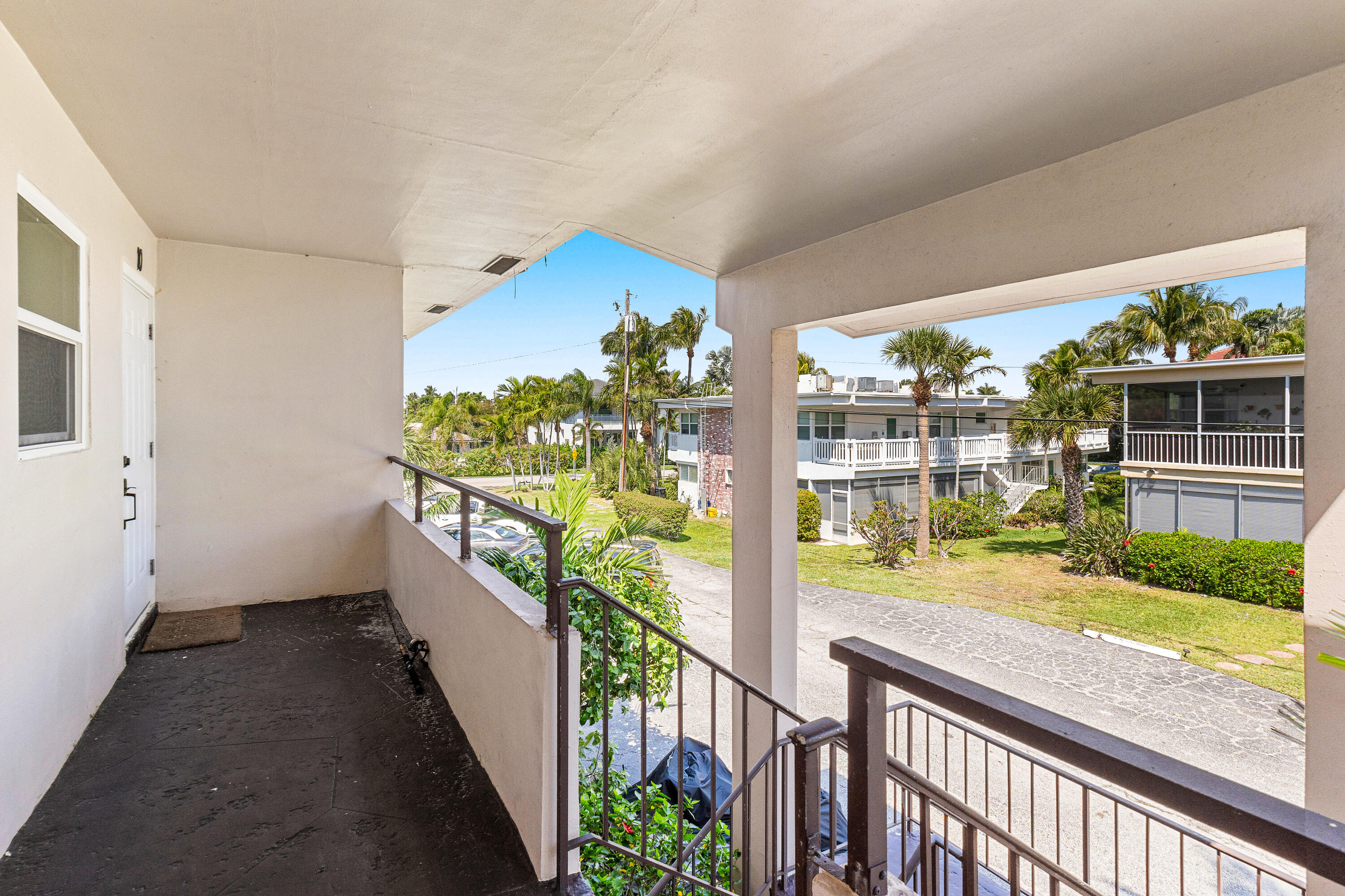 2601 S Ocean Boulevard 10