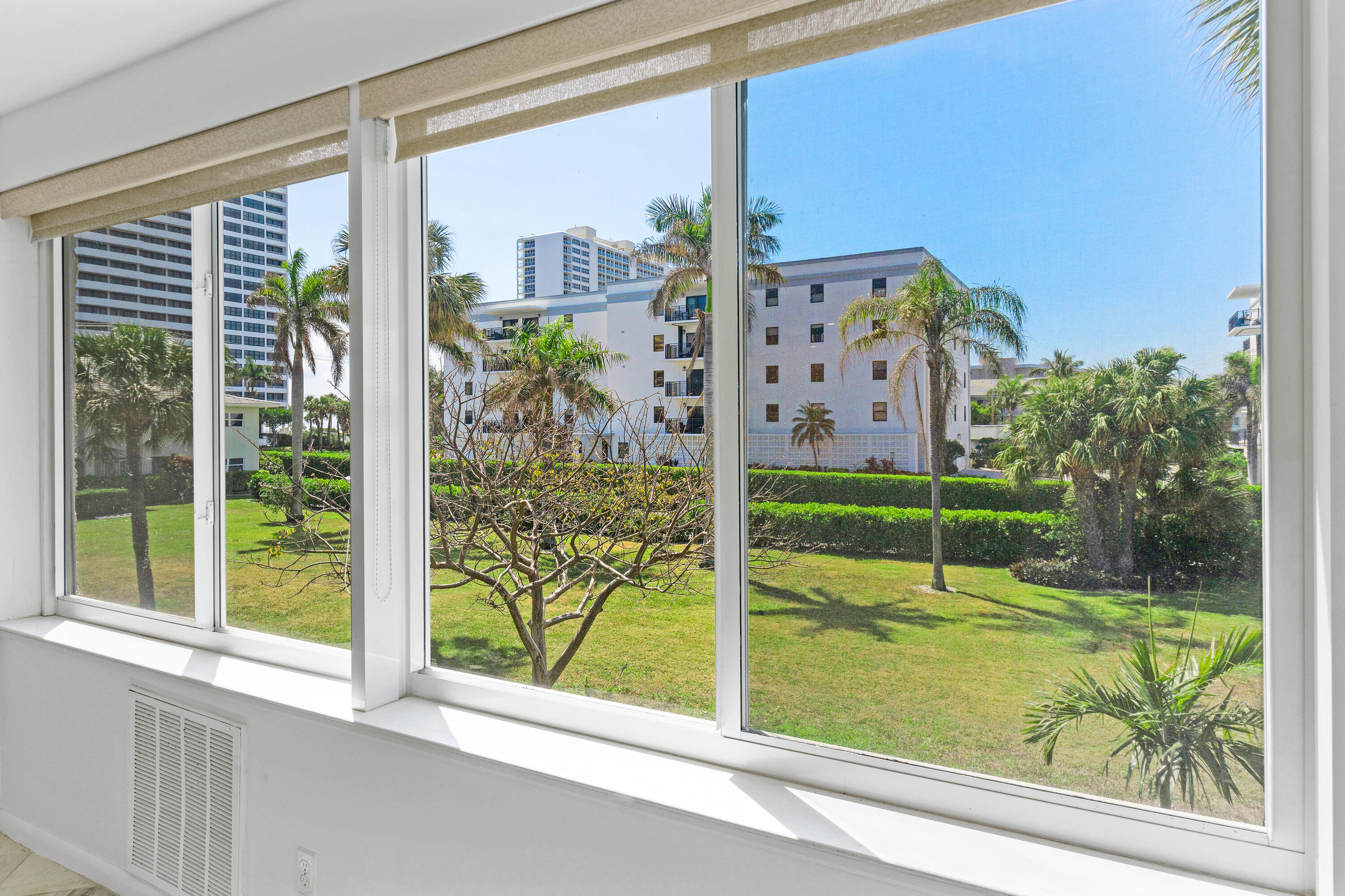 2601 S Ocean Boulevard 10