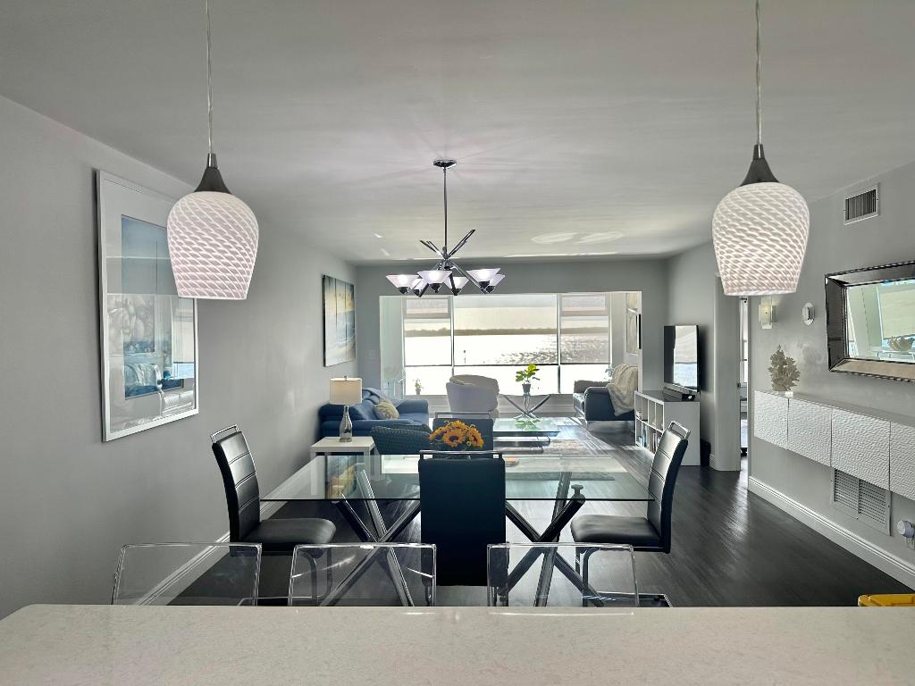 52 Yacht Club Drive 402