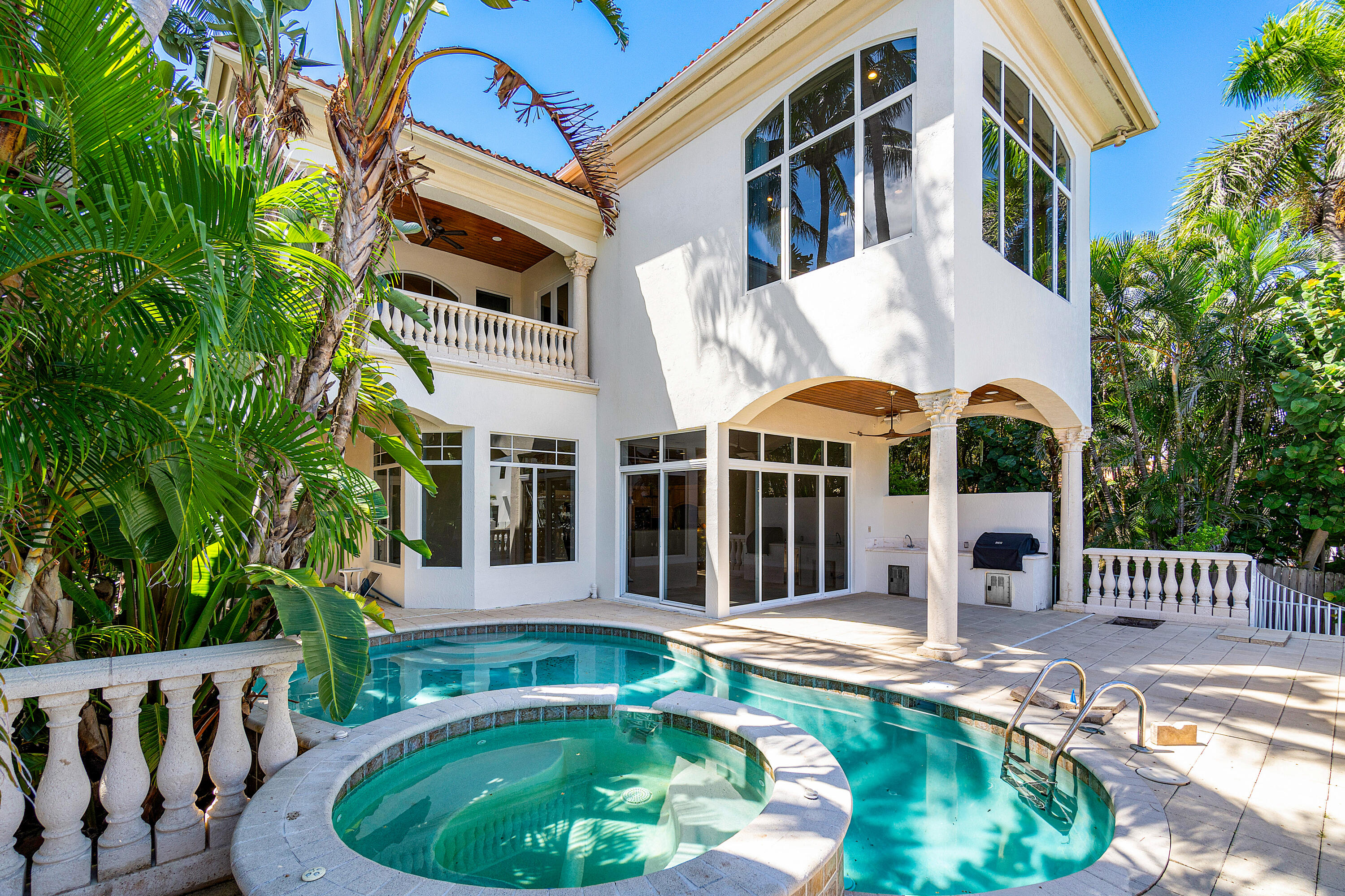 709 SE 10th Street