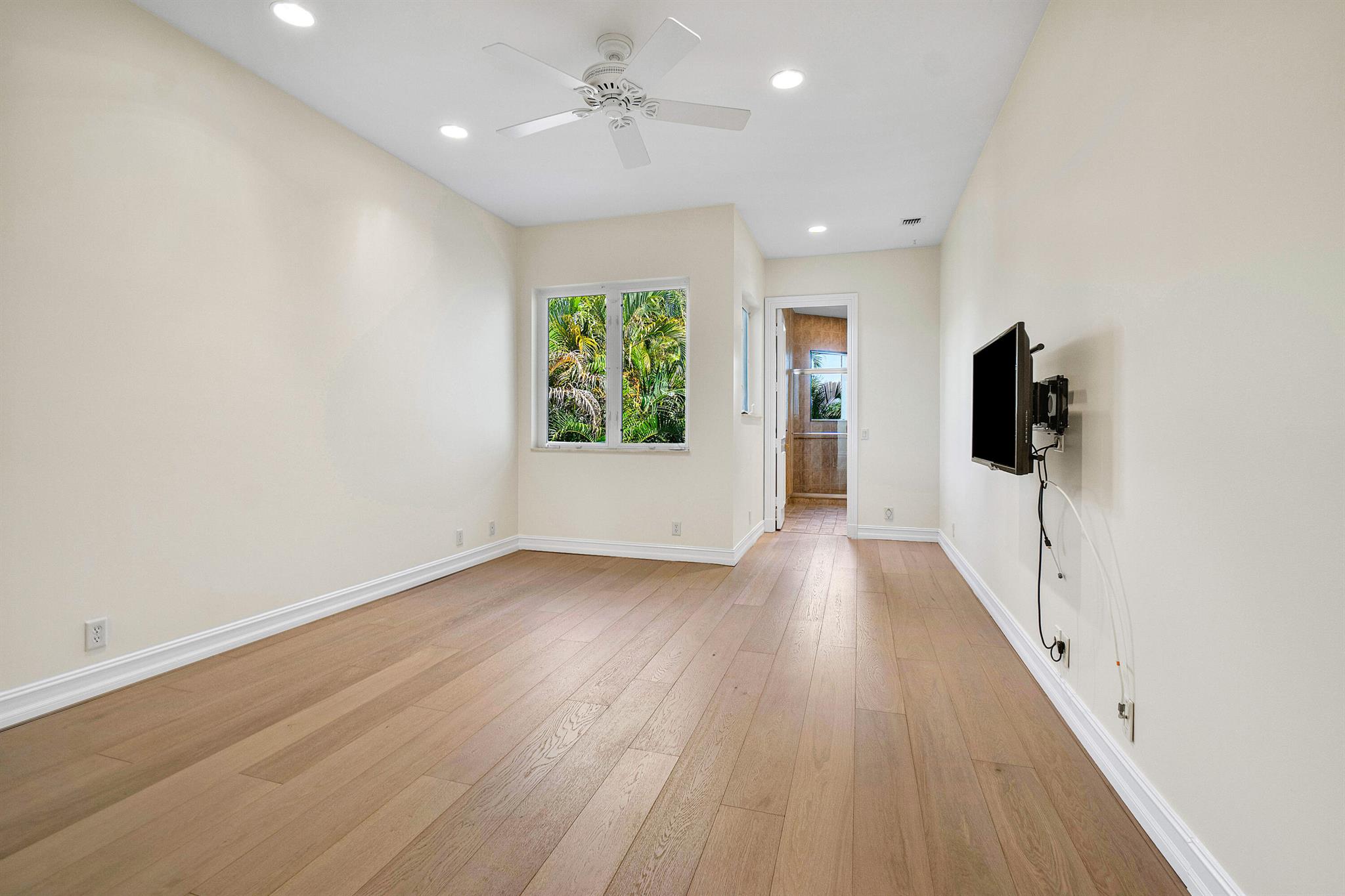 709 SE 10th Street