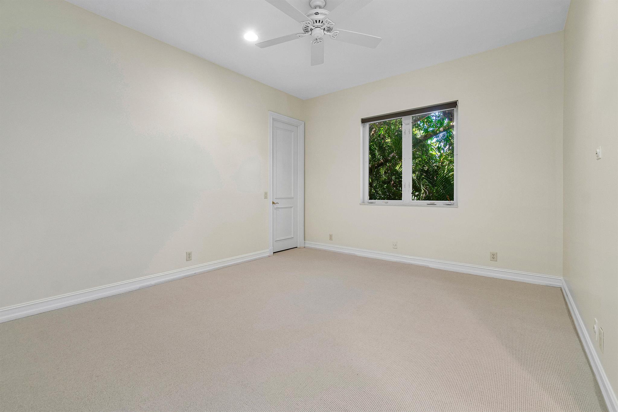 709 SE 10th Street