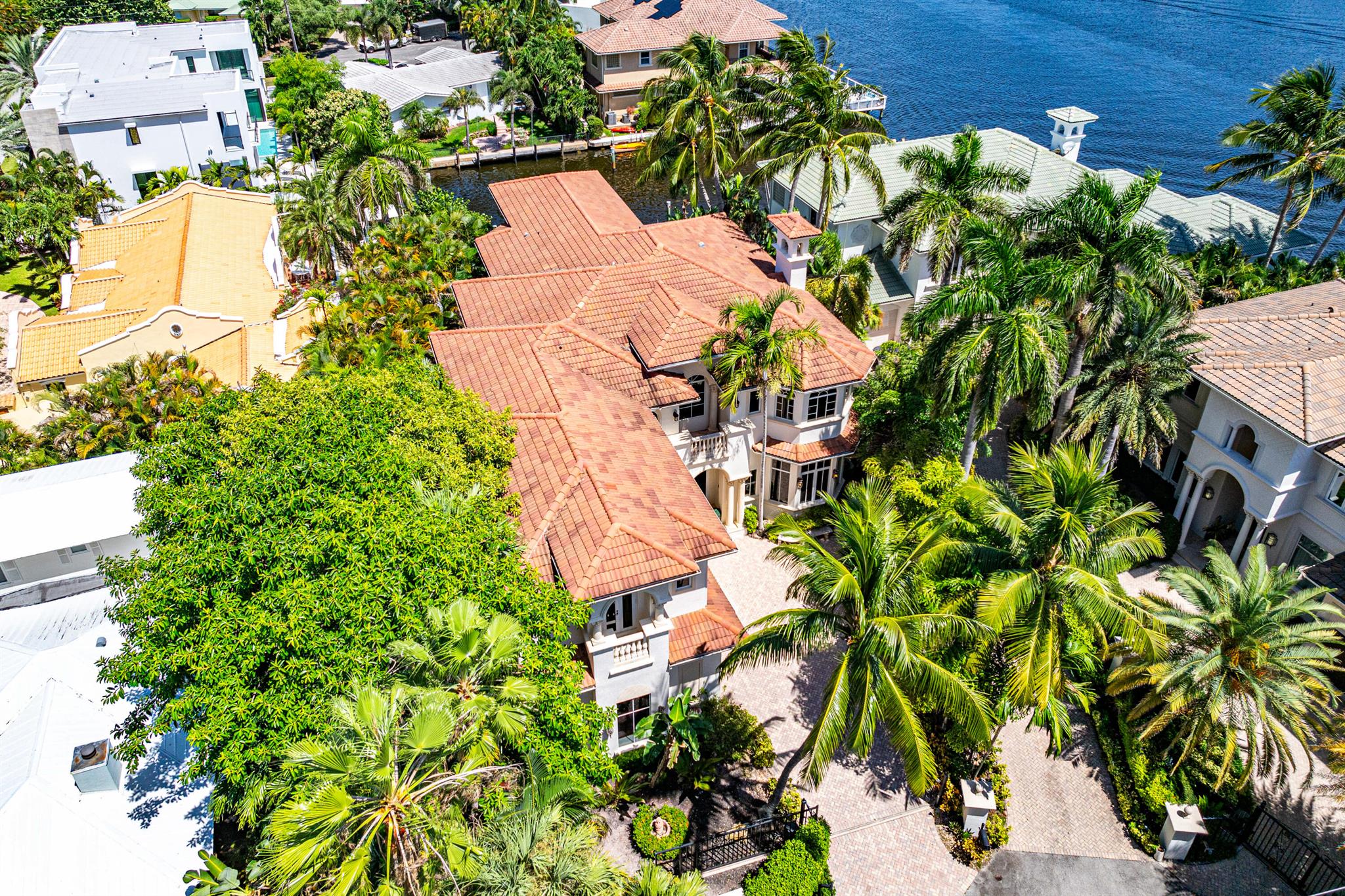 709 SE 10th Street