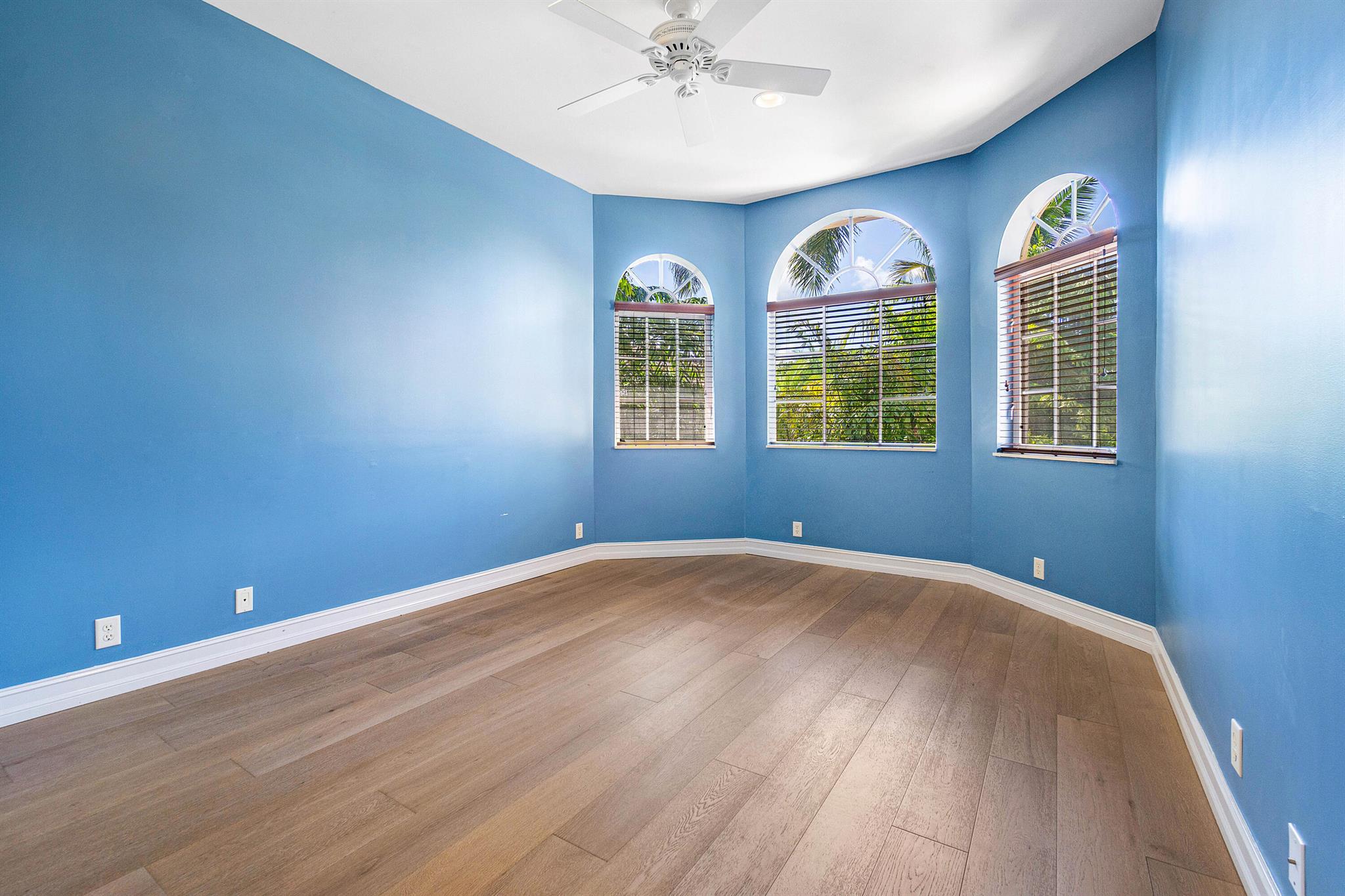 709 SE 10th Street