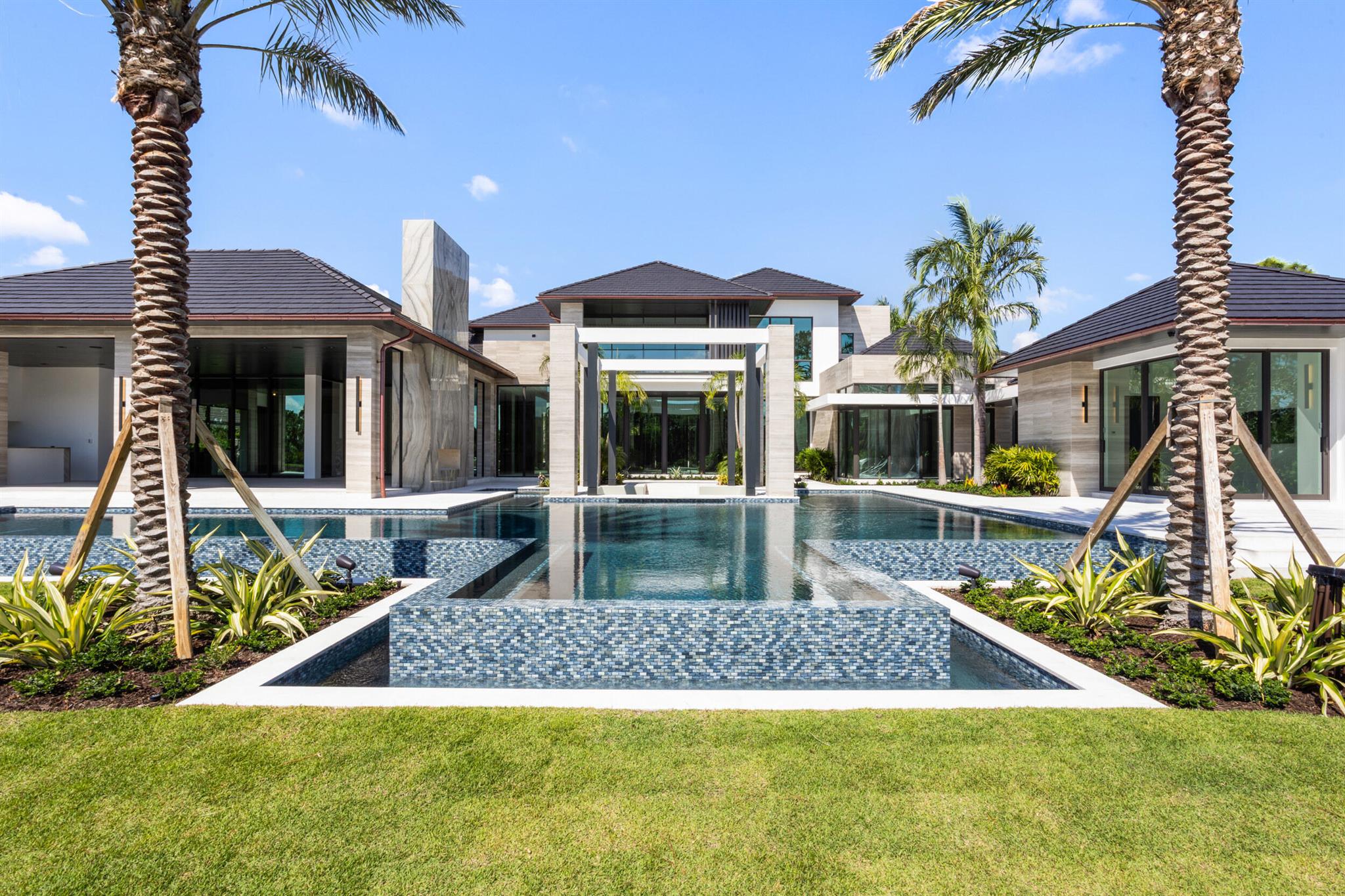 Ultra-Luxury New Construction in The Bear’s Club – 7BR Estate with Lake & Golf Views