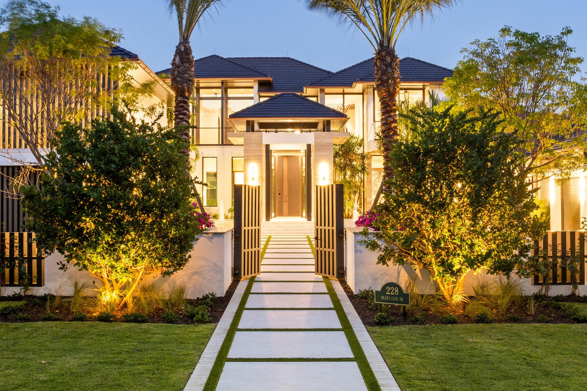 Ultra-Luxury New Construction in The Bear’s Club – 7BR Estate with Lake & Golf Views