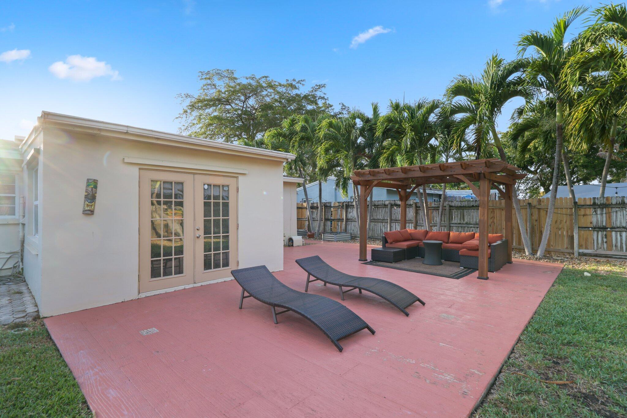 1420 SW 1st Terrace
