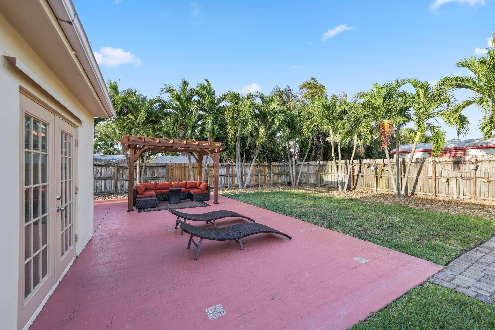 1420 SW 1st Terrace