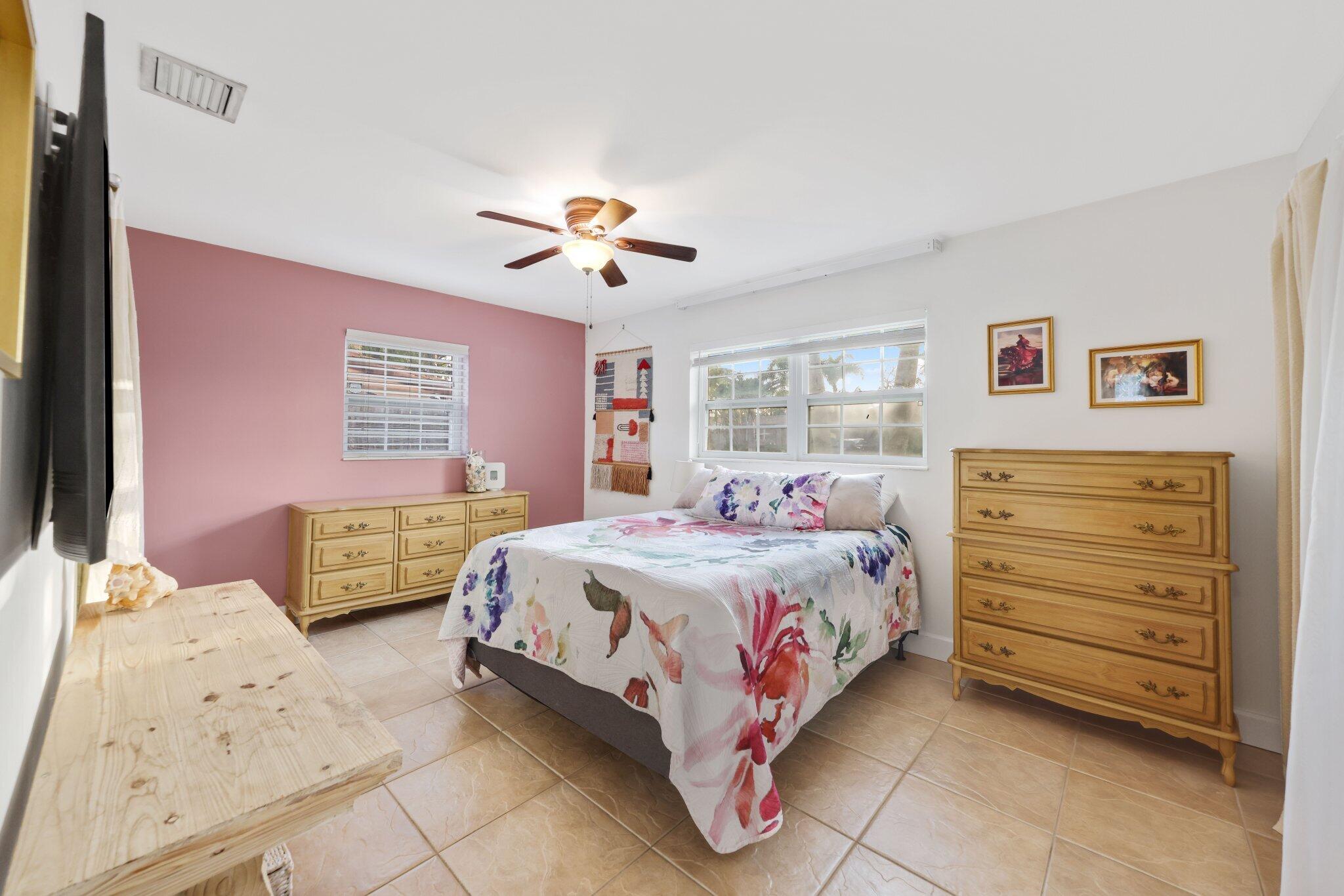 1420 SW 1st Terrace