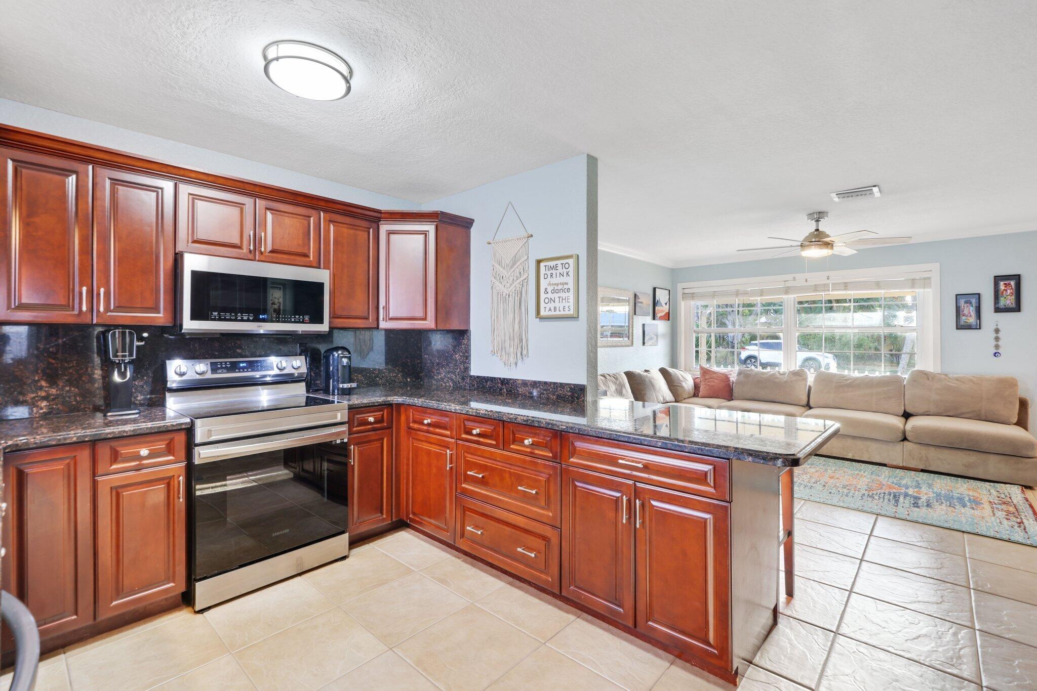 1420 SW 1st Terrace