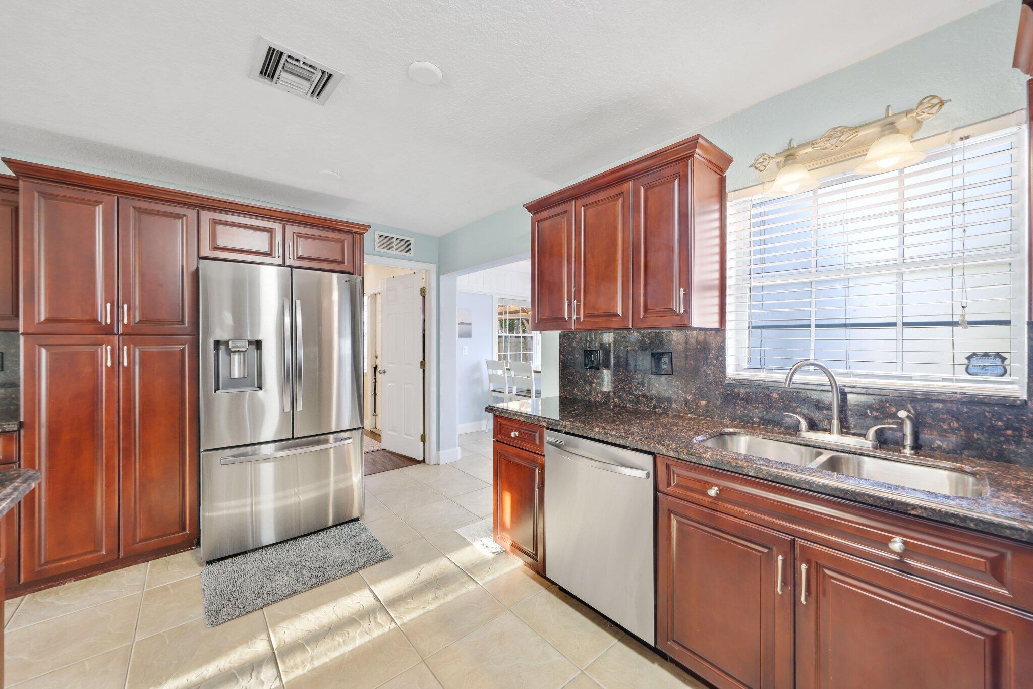 1420 SW 1st Terrace
