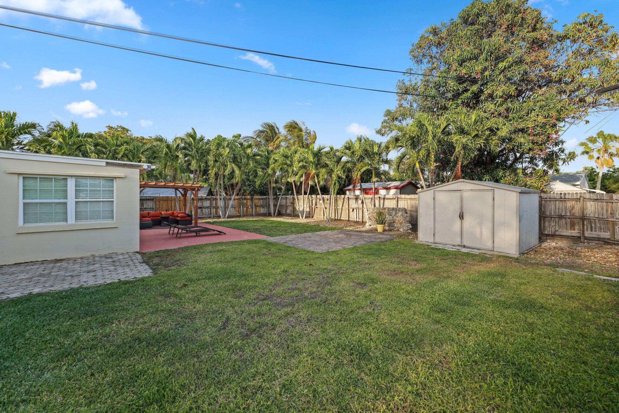 1420 SW 1st Terrace