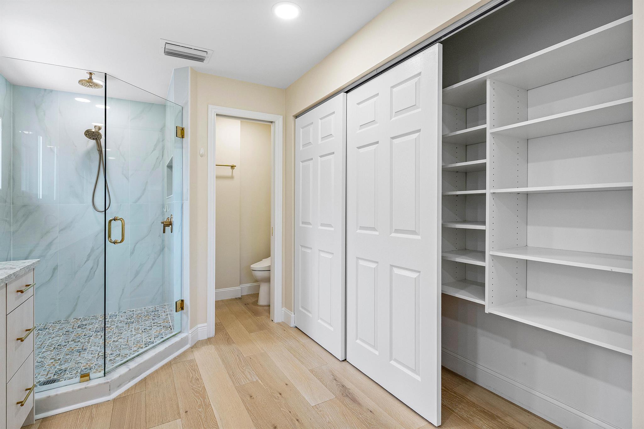 245 NE 12th Street