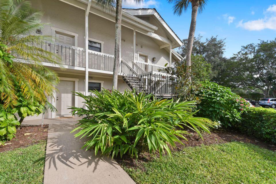 11863 Wimbledon Circle 507