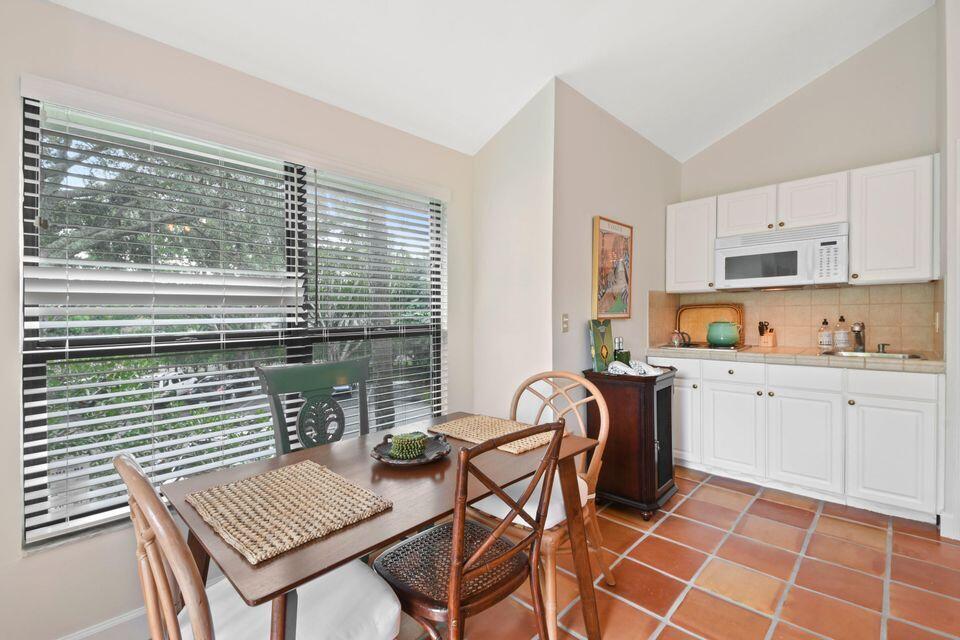 11863 Wimbledon Circle 507