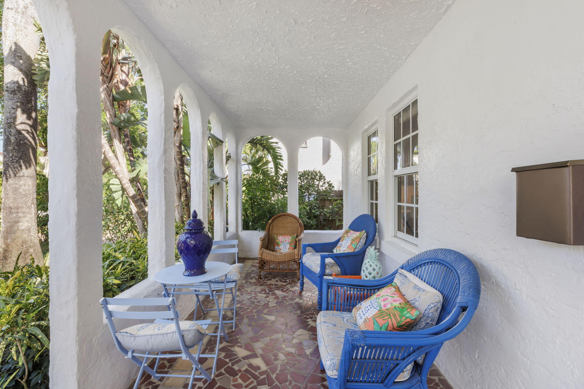 122 Roosevelt Place