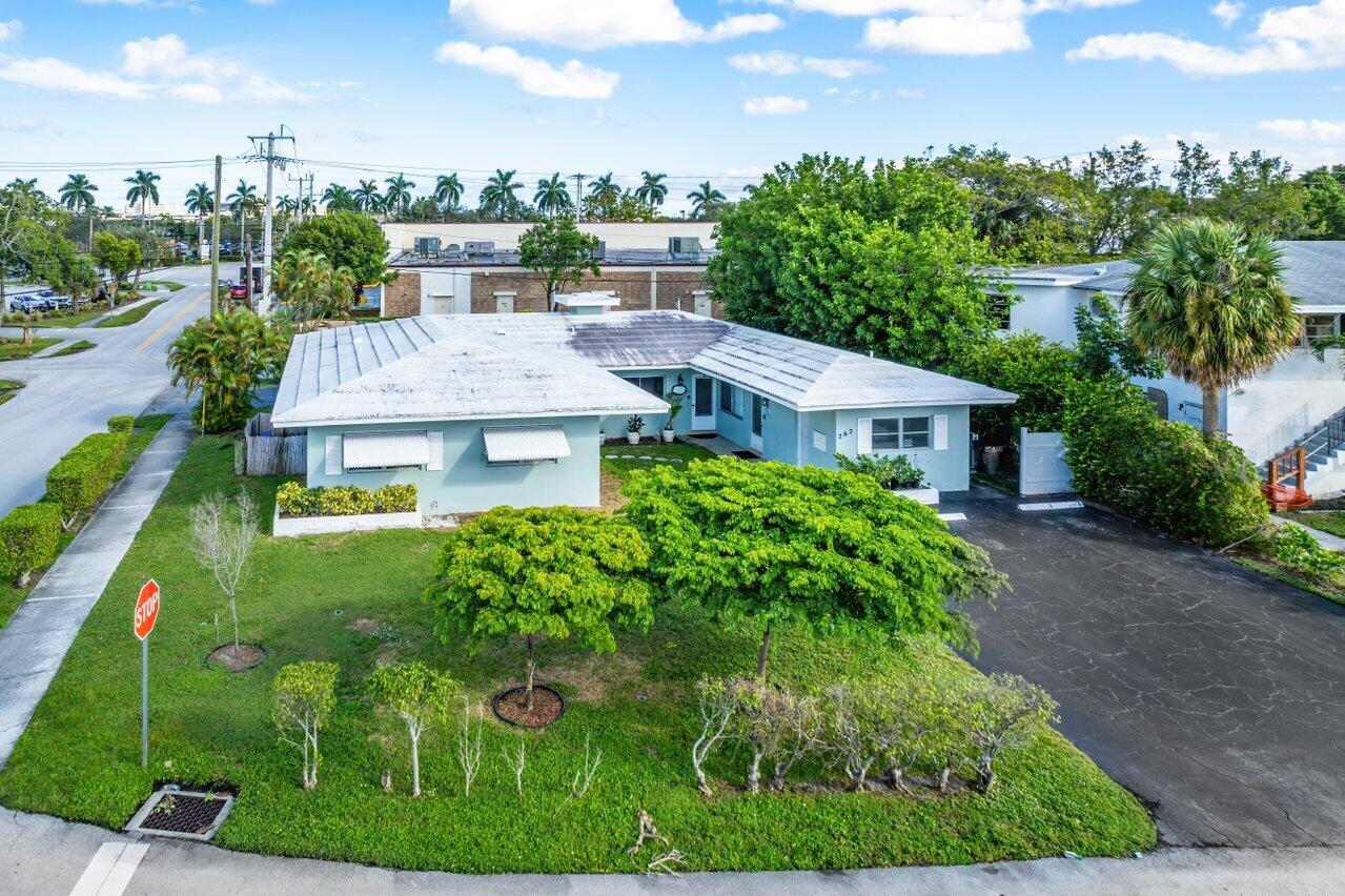 262 SE 9 Avenue 1-4