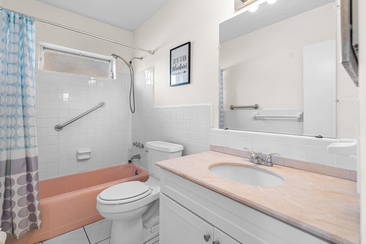 262 SE 9 Avenue 1-4