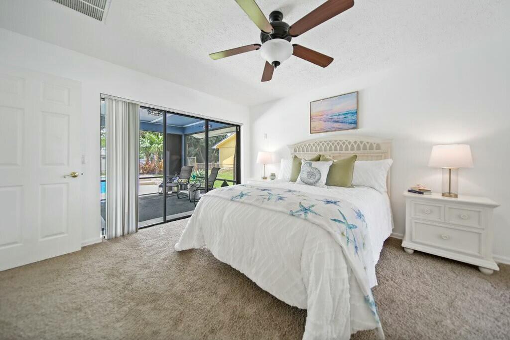 870 SW Gardens Boulevard