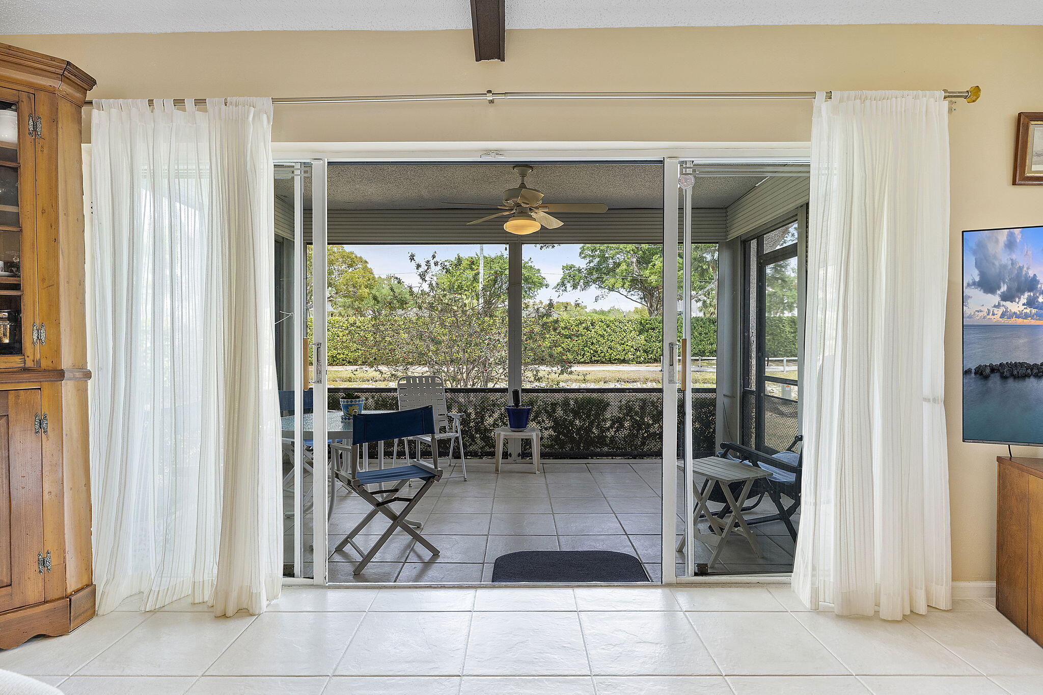 6365 Casabella Lane