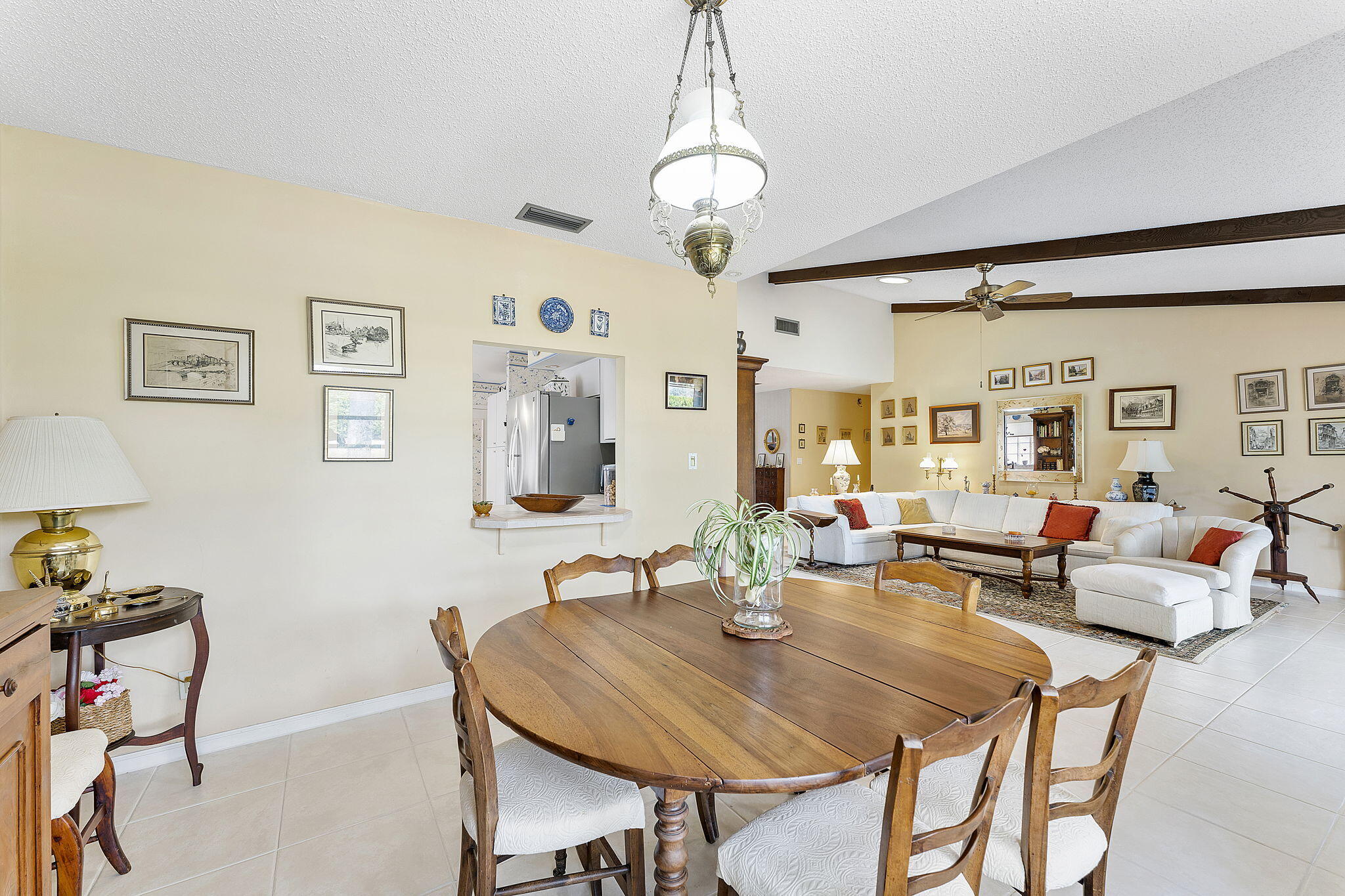 6365 Casabella Lane