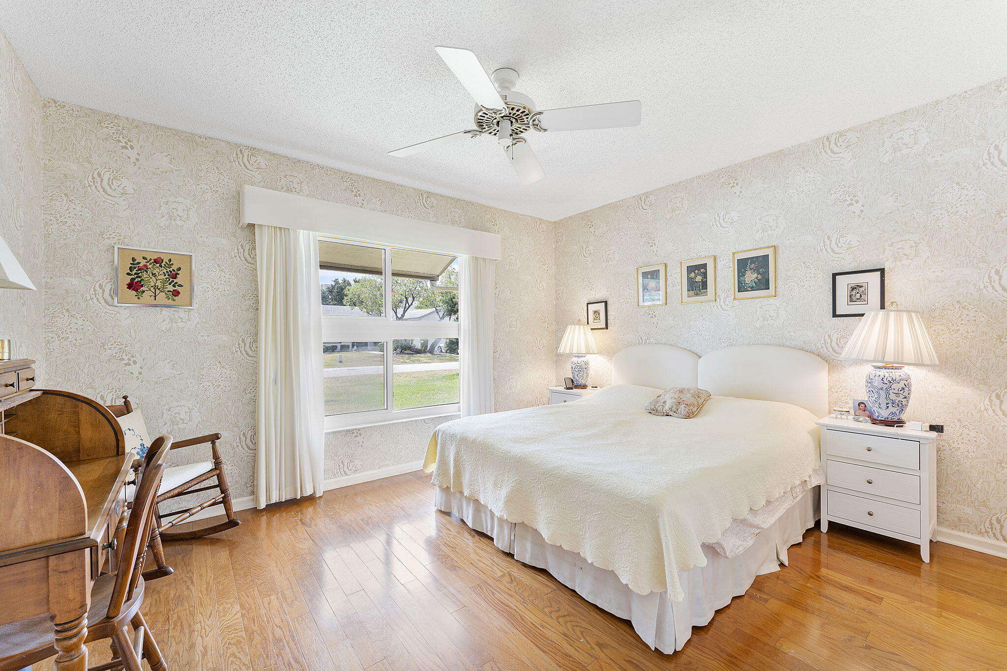 6365 Casabella Lane
