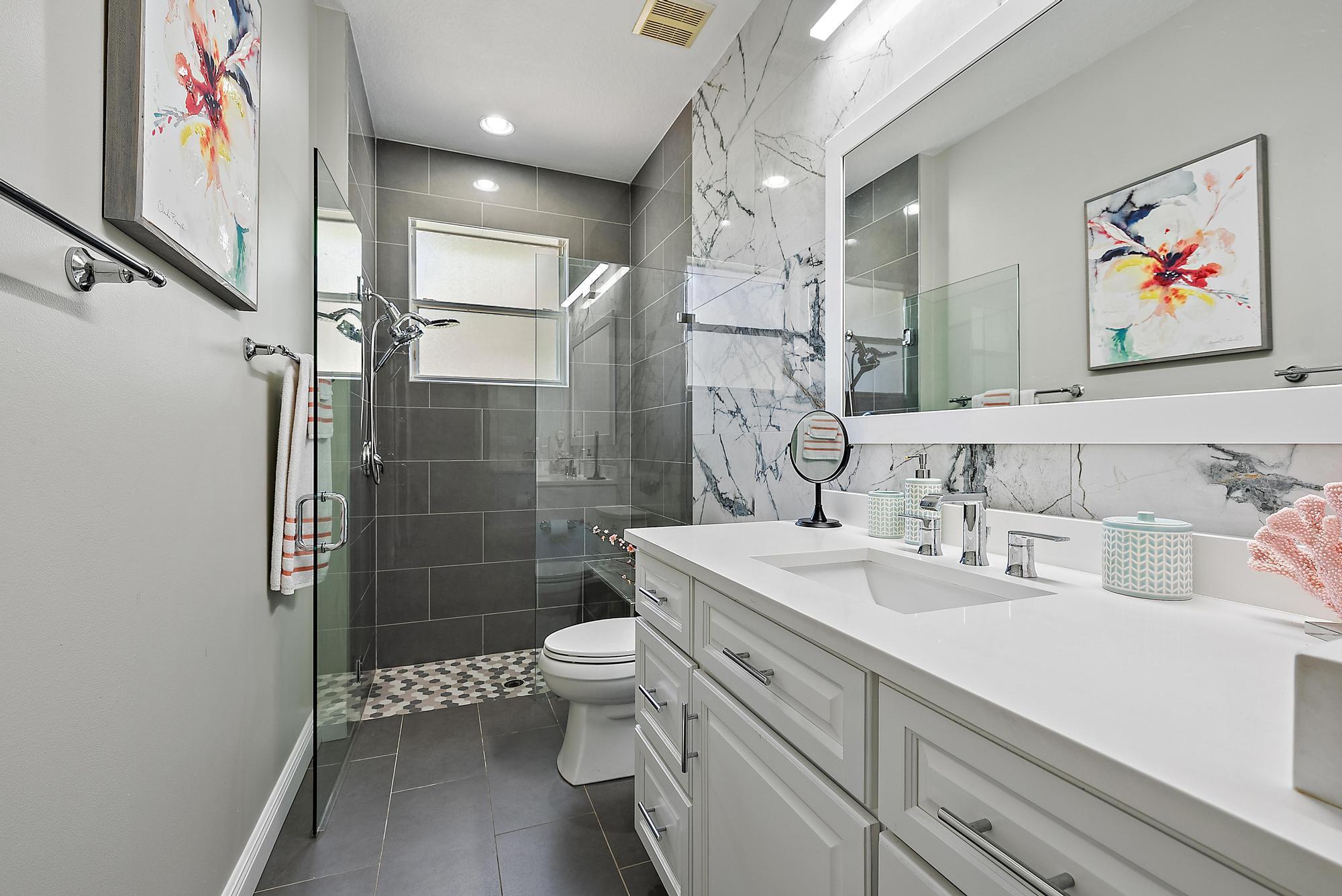 5053 SW Saint Creek Drive