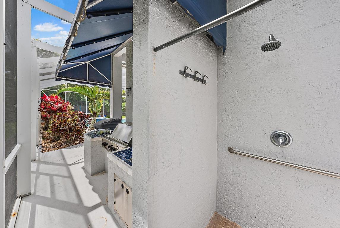 5053 SW Saint Creek Drive