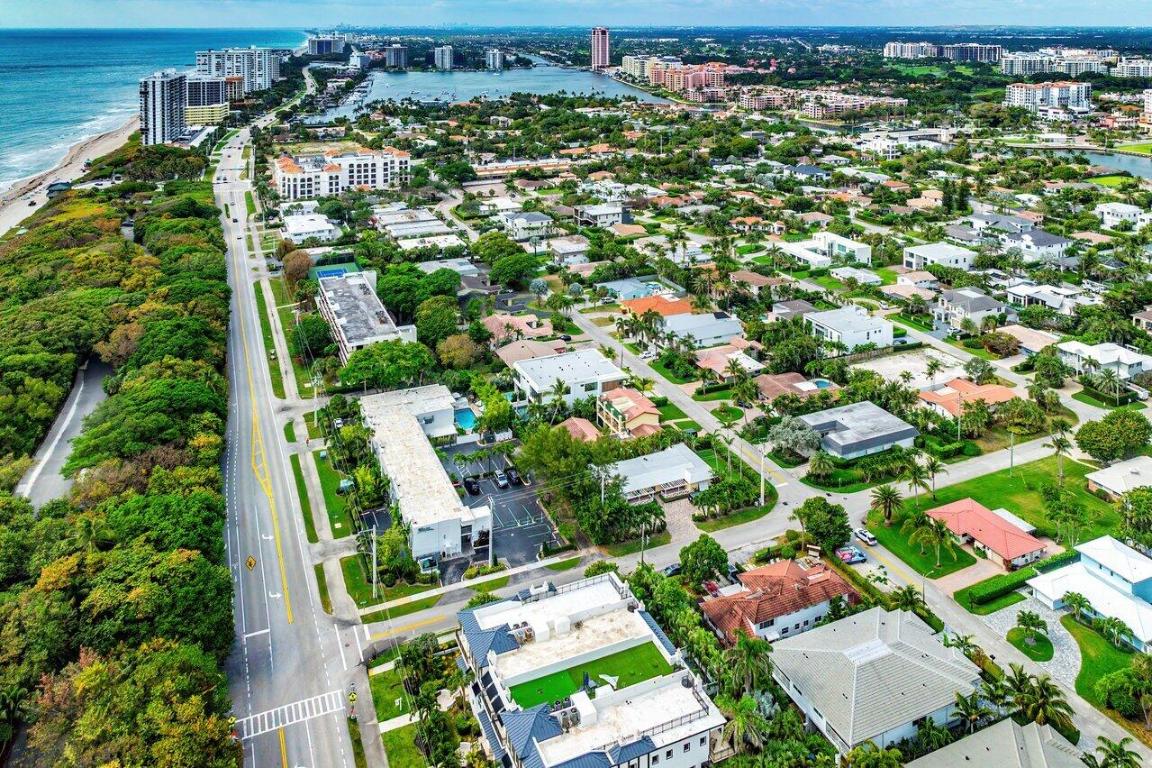 326 NE Wavecrest Way