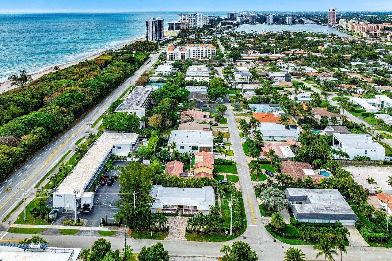 326 NE Wavecrest Way