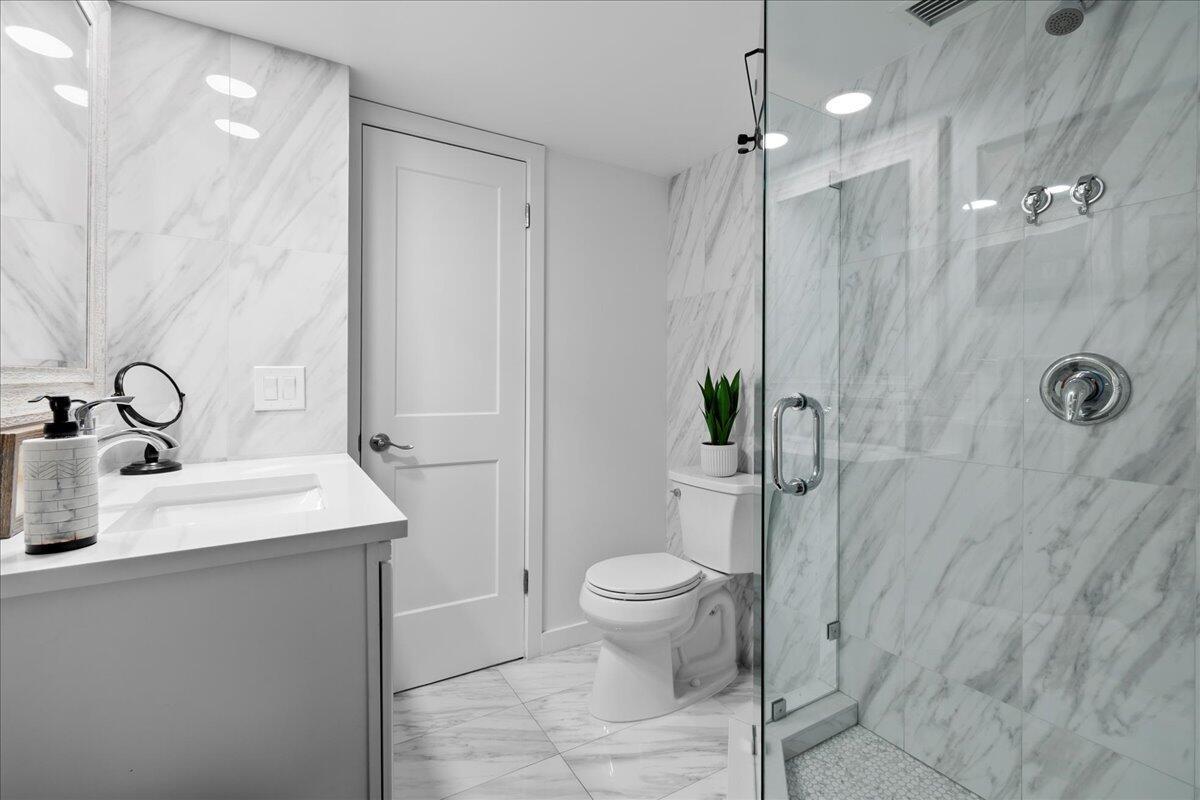 1630 N Ocean Boulevard 812