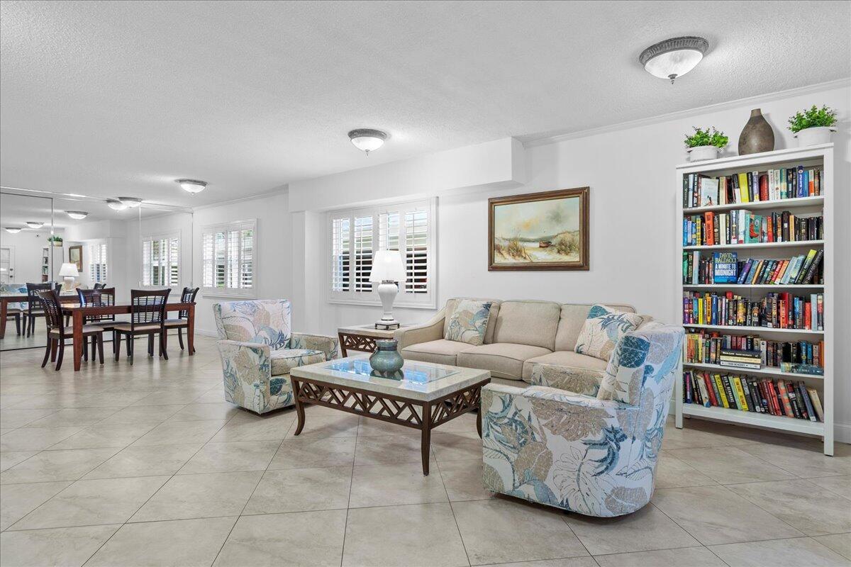 1630 N Ocean Boulevard 812