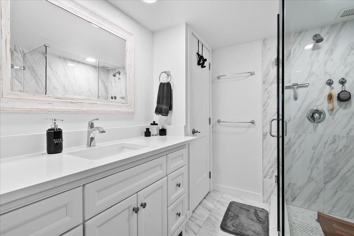 1630 N Ocean Boulevard 812