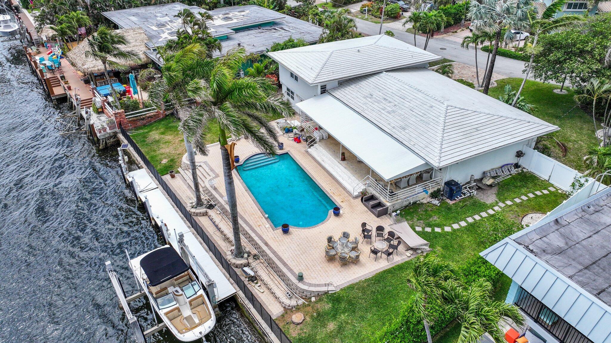 442 SE 17th Terrace