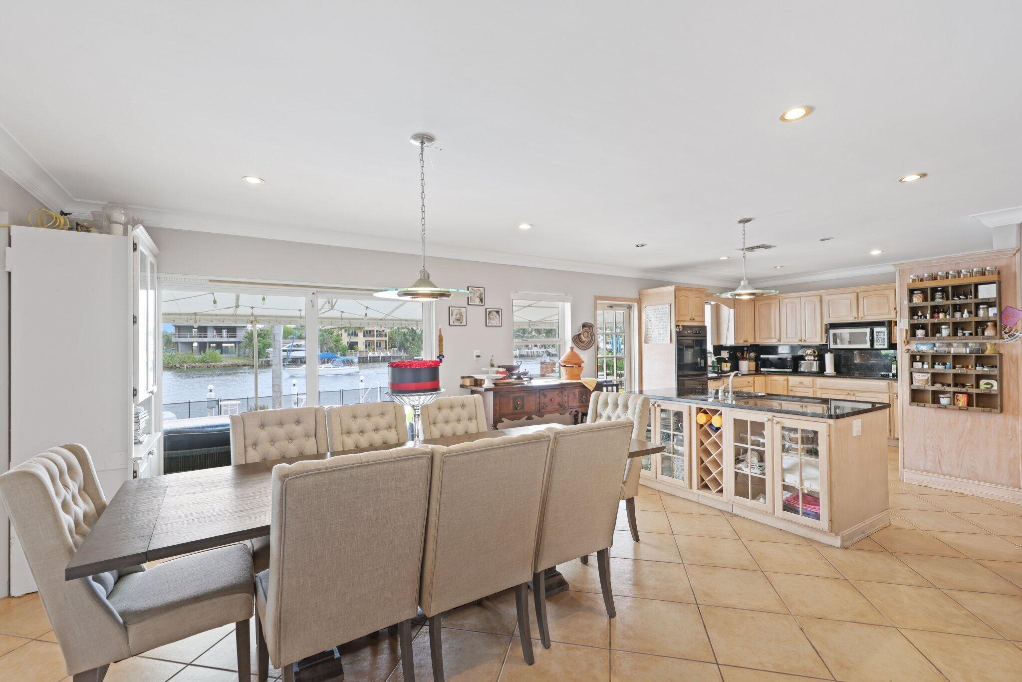 442 SE 17th Terrace