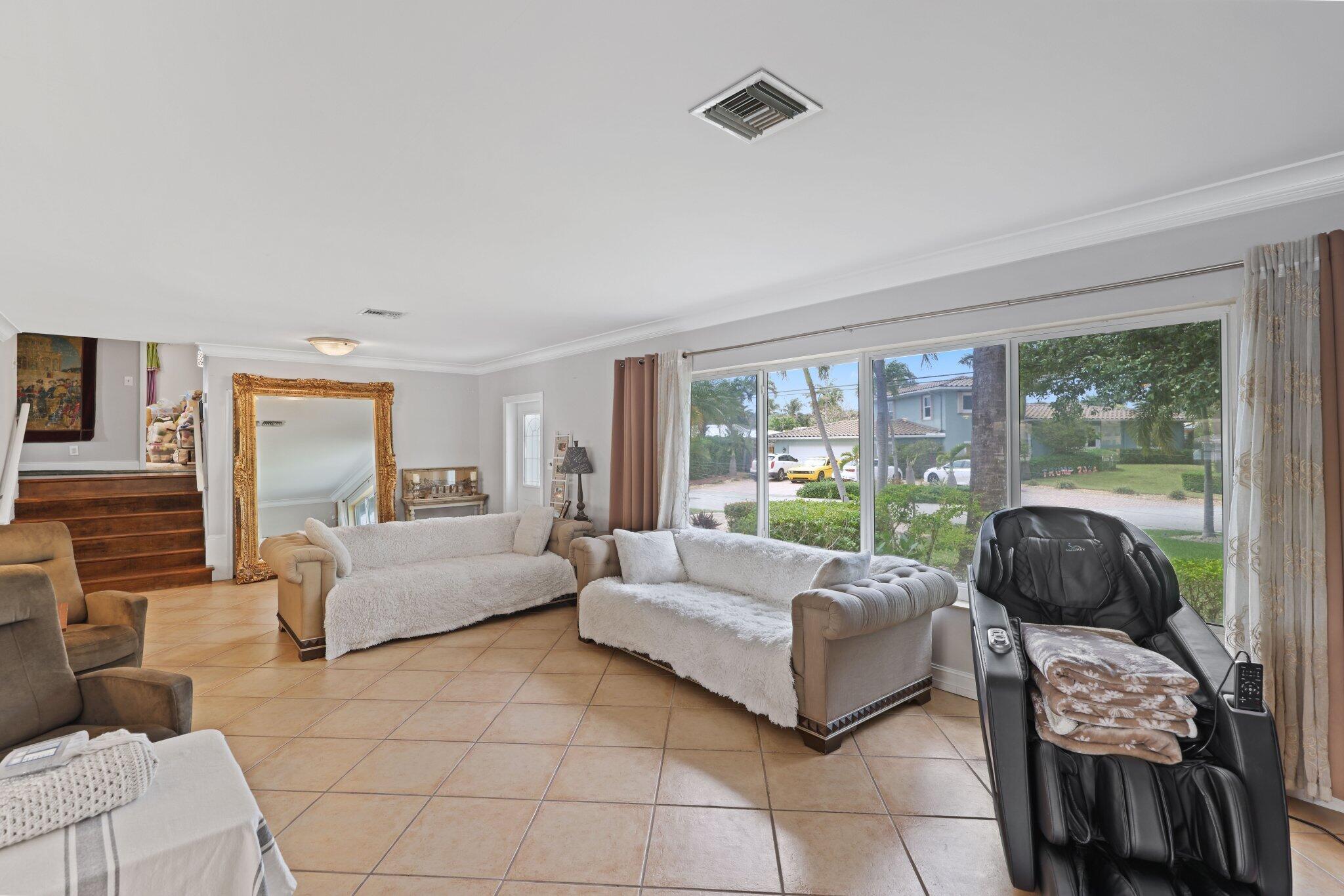 442 SE 17th Terrace