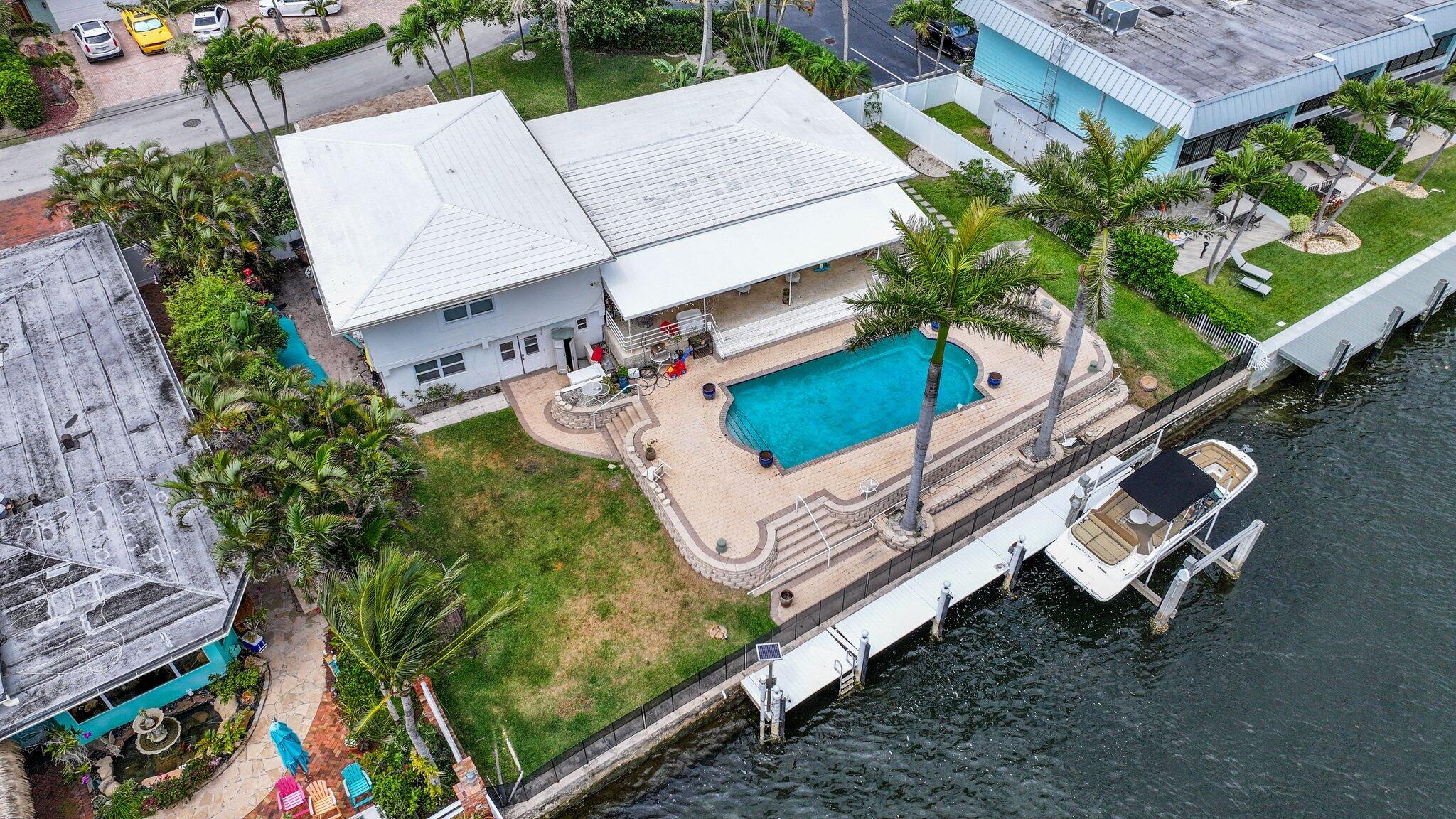 442 SE 17th Terrace