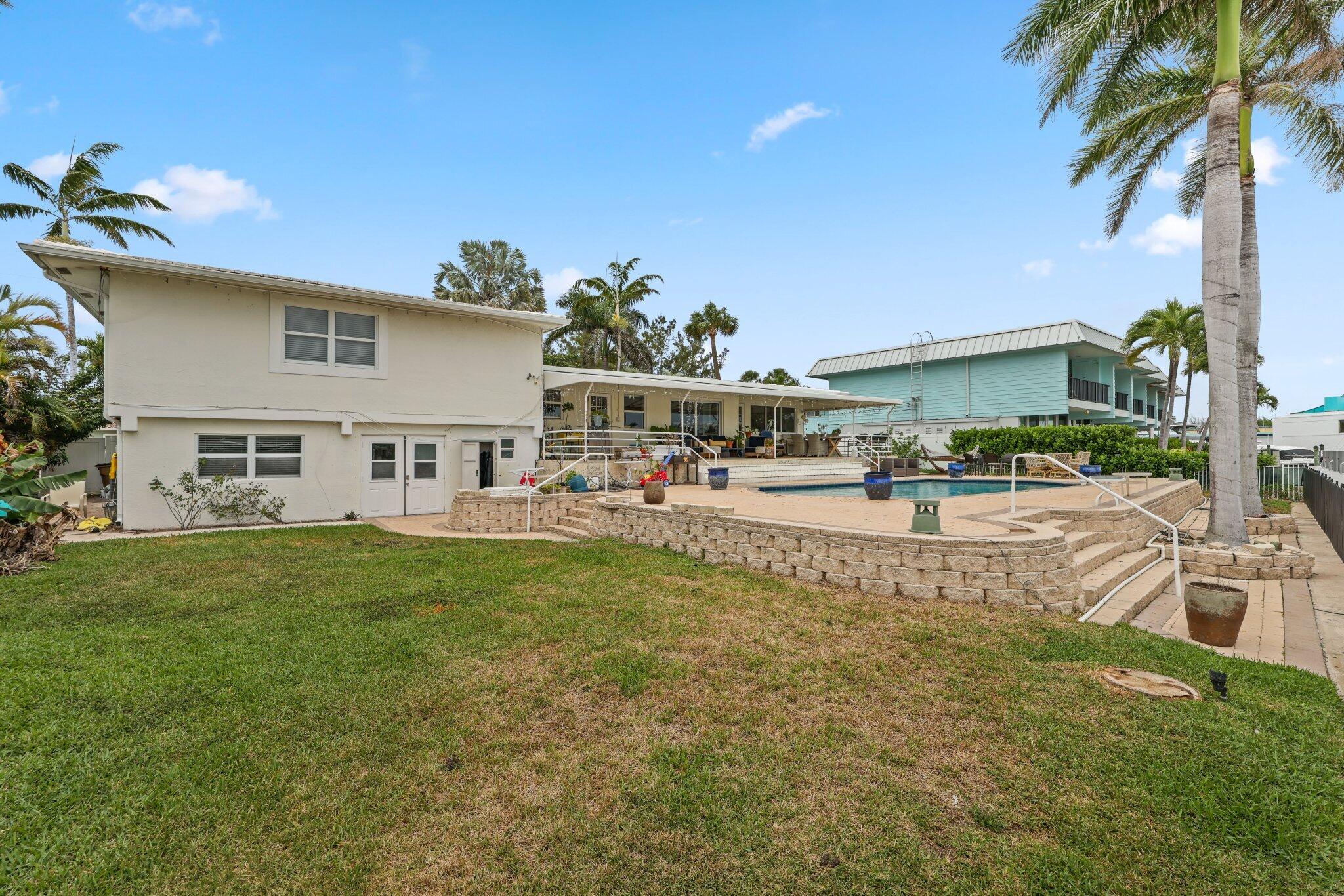 442 SE 17th Terrace